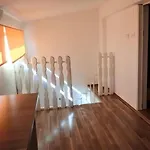 Cozy For 4 *