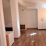 Cozy For 4 Апартаменты *