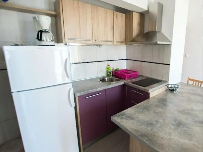 Cozy For 4 * Starigrad Paklenica