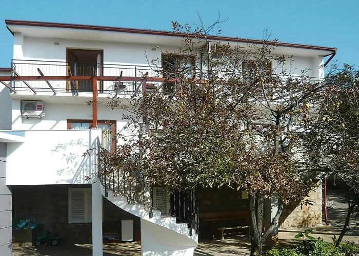 Cozy Starigrad Apartment For 4 Starigrad Paklenica
