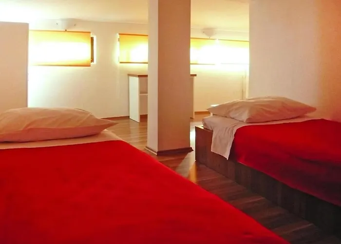 דירה Cozy For 4 *